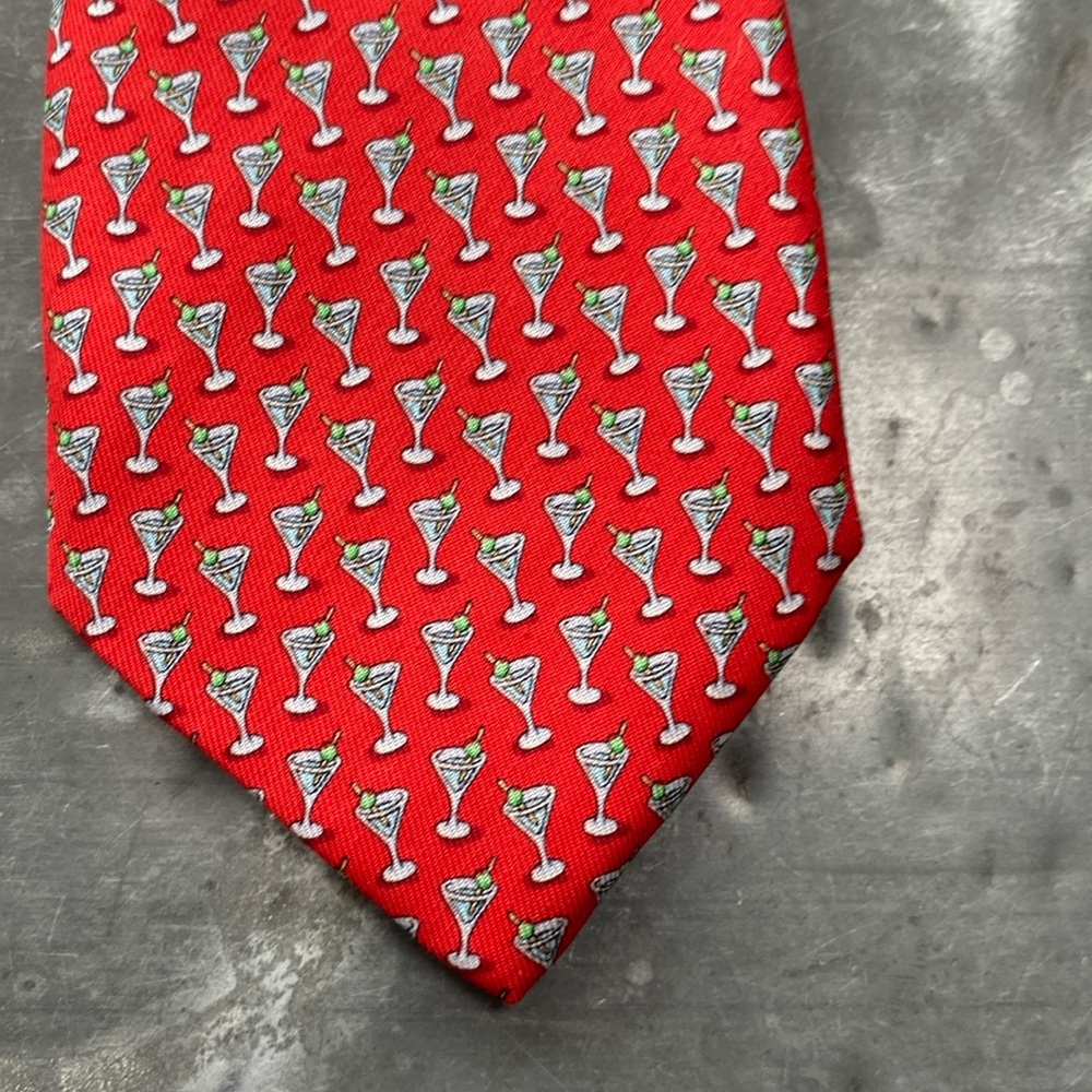 martini tie Vineyard vines